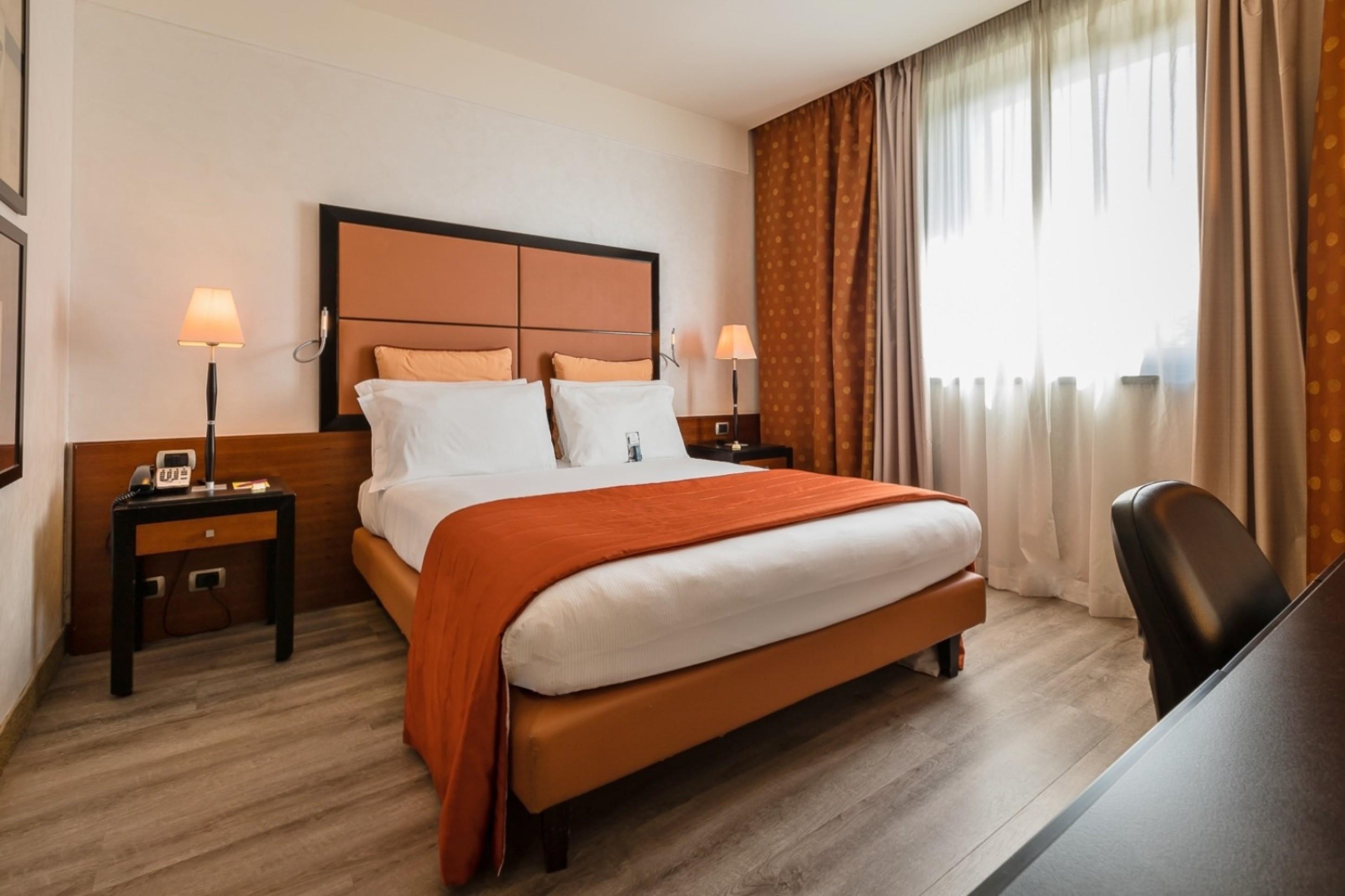 Crowne Plaza Milan - Malpensa Airport By Ihg Hotel Case Nuove  Exterior foto