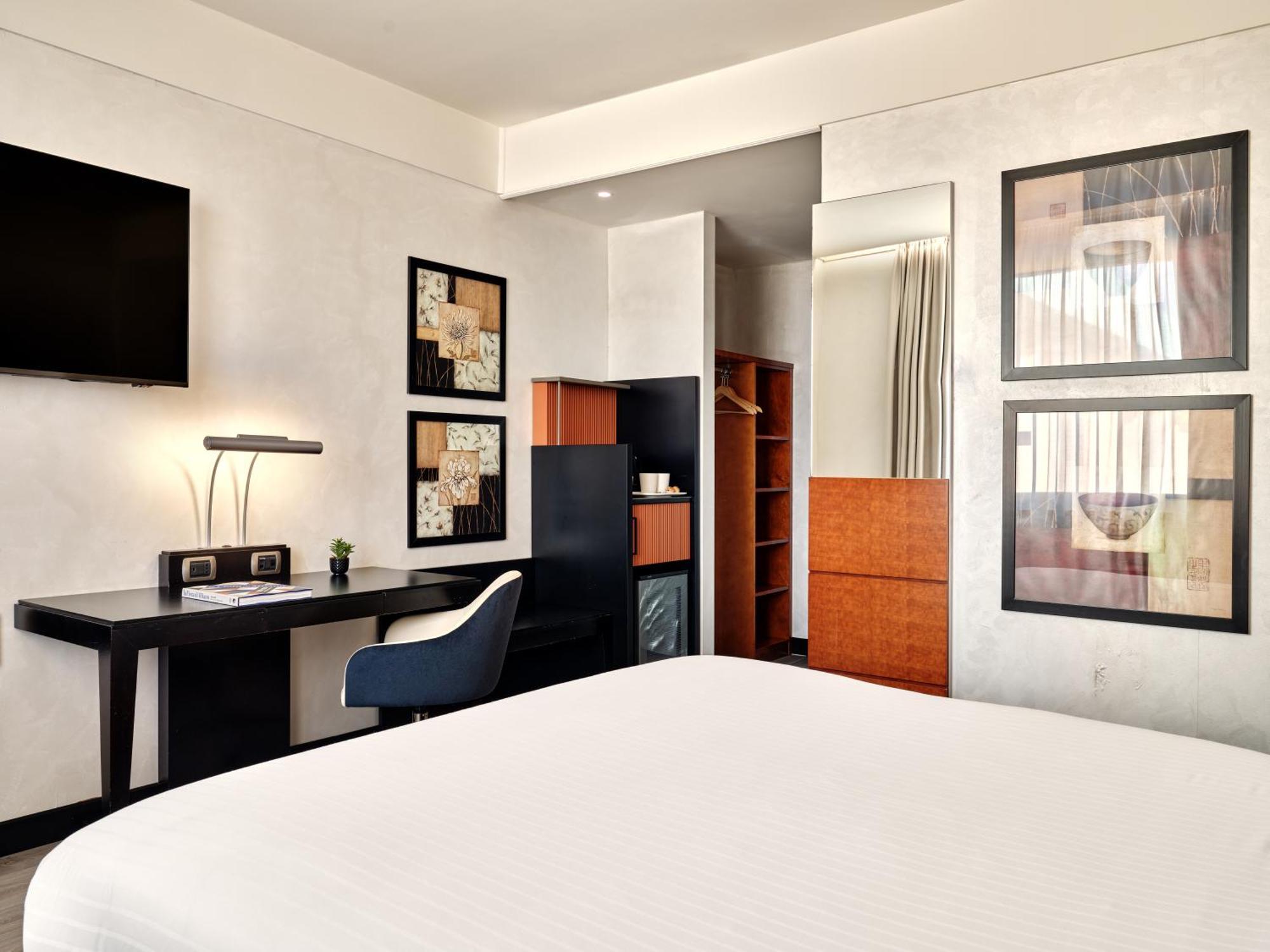 Crowne Plaza Milan - Malpensa Airport By Ihg Hotel Case Nuove  Exterior foto