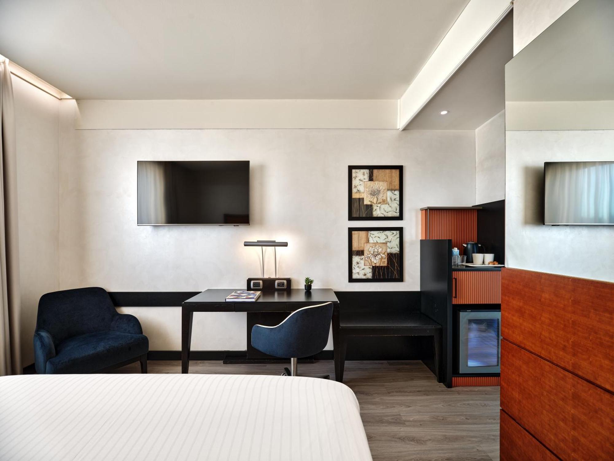 Crowne Plaza Milan - Malpensa Airport By Ihg Hotel Case Nuove  Exterior foto