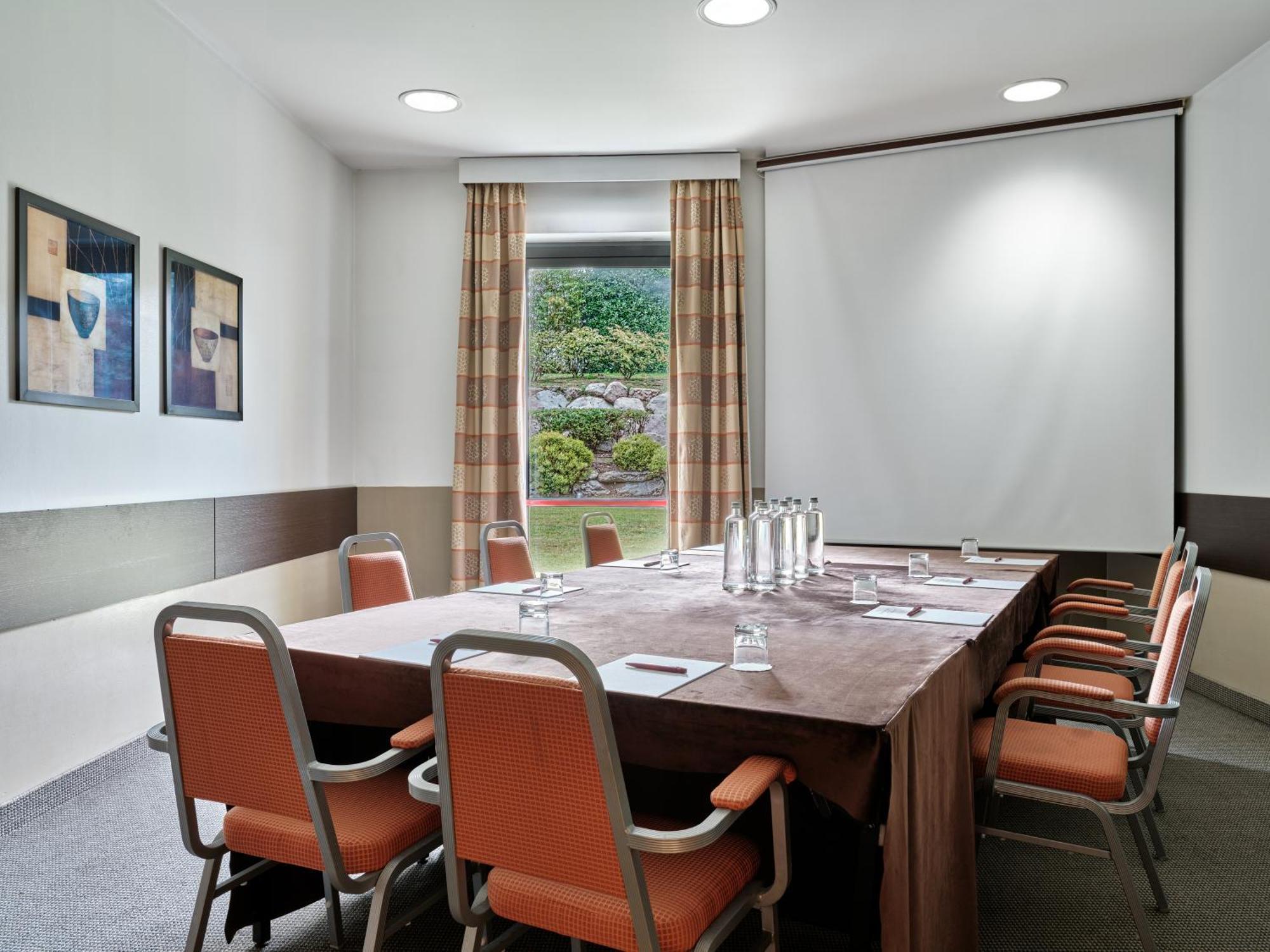 Crowne Plaza Milan - Malpensa Airport By Ihg Hotel Case Nuove  Exterior foto