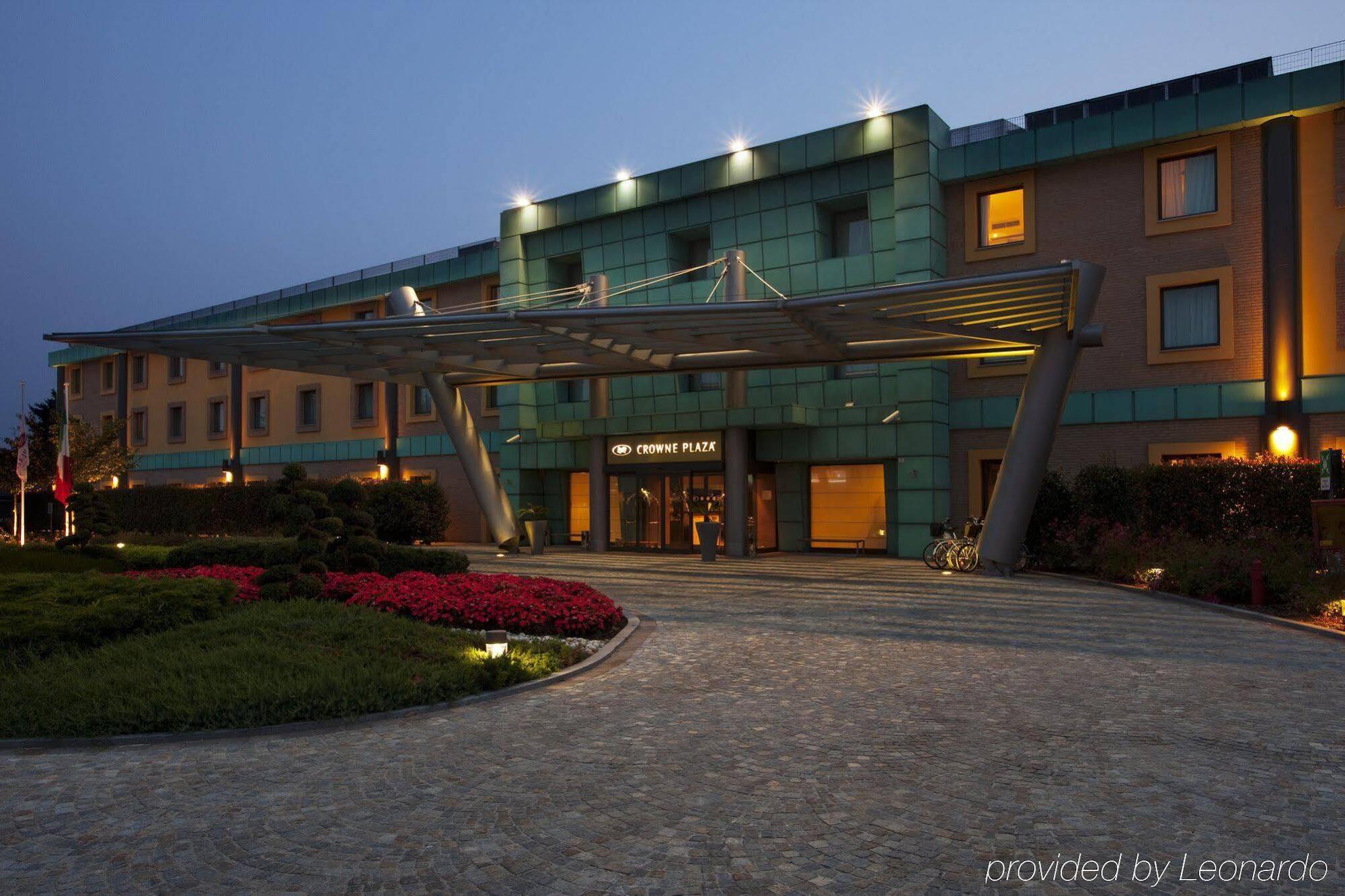Crowne Plaza Milan - Malpensa Airport By Ihg Hotel Case Nuove  Exterior foto